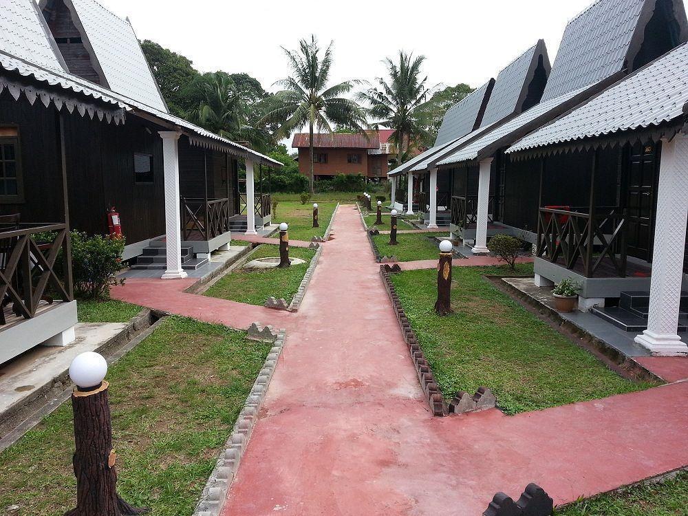 Rasa Senang Villa -Islam Guest Only Pantai Cenang  Exterior photo