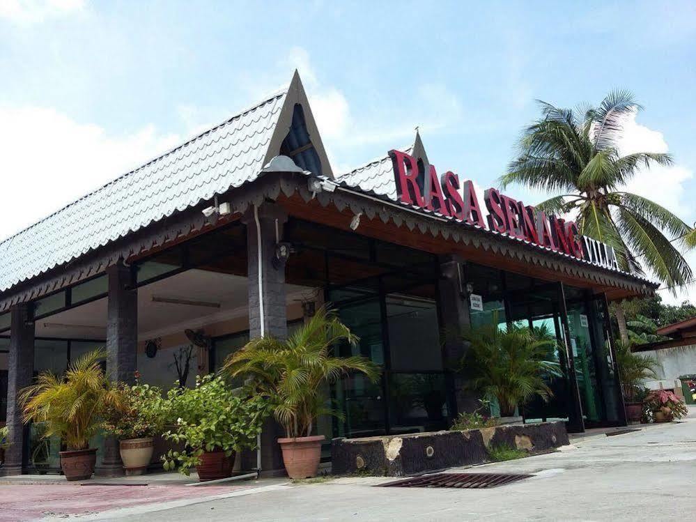 Rasa Senang Villa -Islam Guest Only Pantai Cenang  Exterior photo